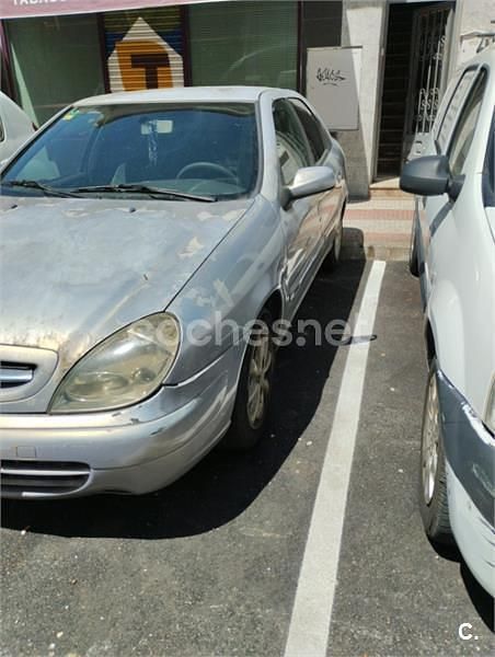 Usado Citroën Xsara 71 CV (52 kW) 2002 Gris / plata Berlina