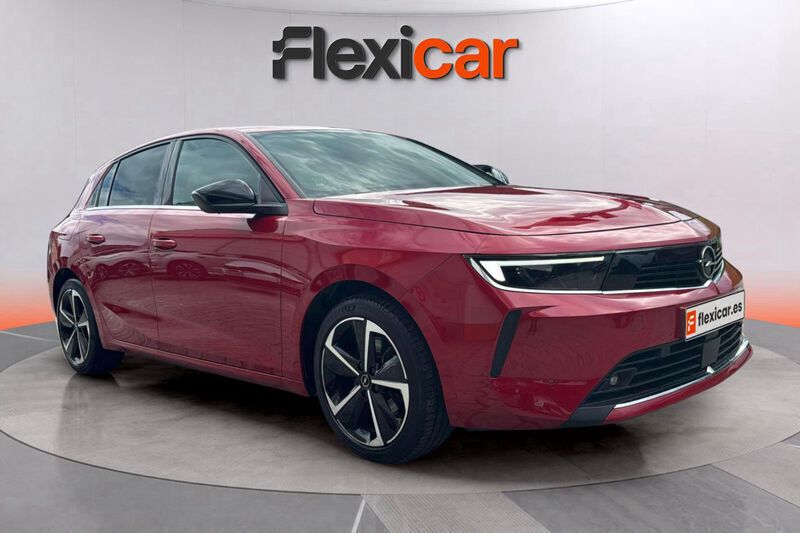 Rojo Usado 2023 Opel Astra Elegance Berlina | 16.490 € (Super precio) - Imagen 1/4