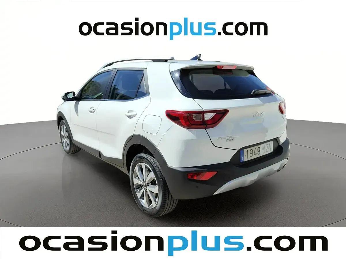 Usado Kia Stonic 101 CV (74 kW) 2025 Blanco SUV
