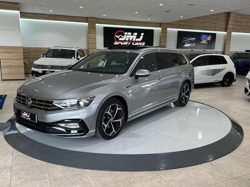 Gris Usado 2019 VW Passat R-line Familiar | 28.500 € (Caro) - Imagen 1/4