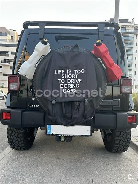 Usado Jeep Wrangler Unlimited Sahara 200 CV (147 kW) 2012 Negro SUV