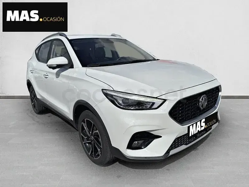Usado MG ZS Luxury 111 CV (81 kW) 2023 Blanco SUV