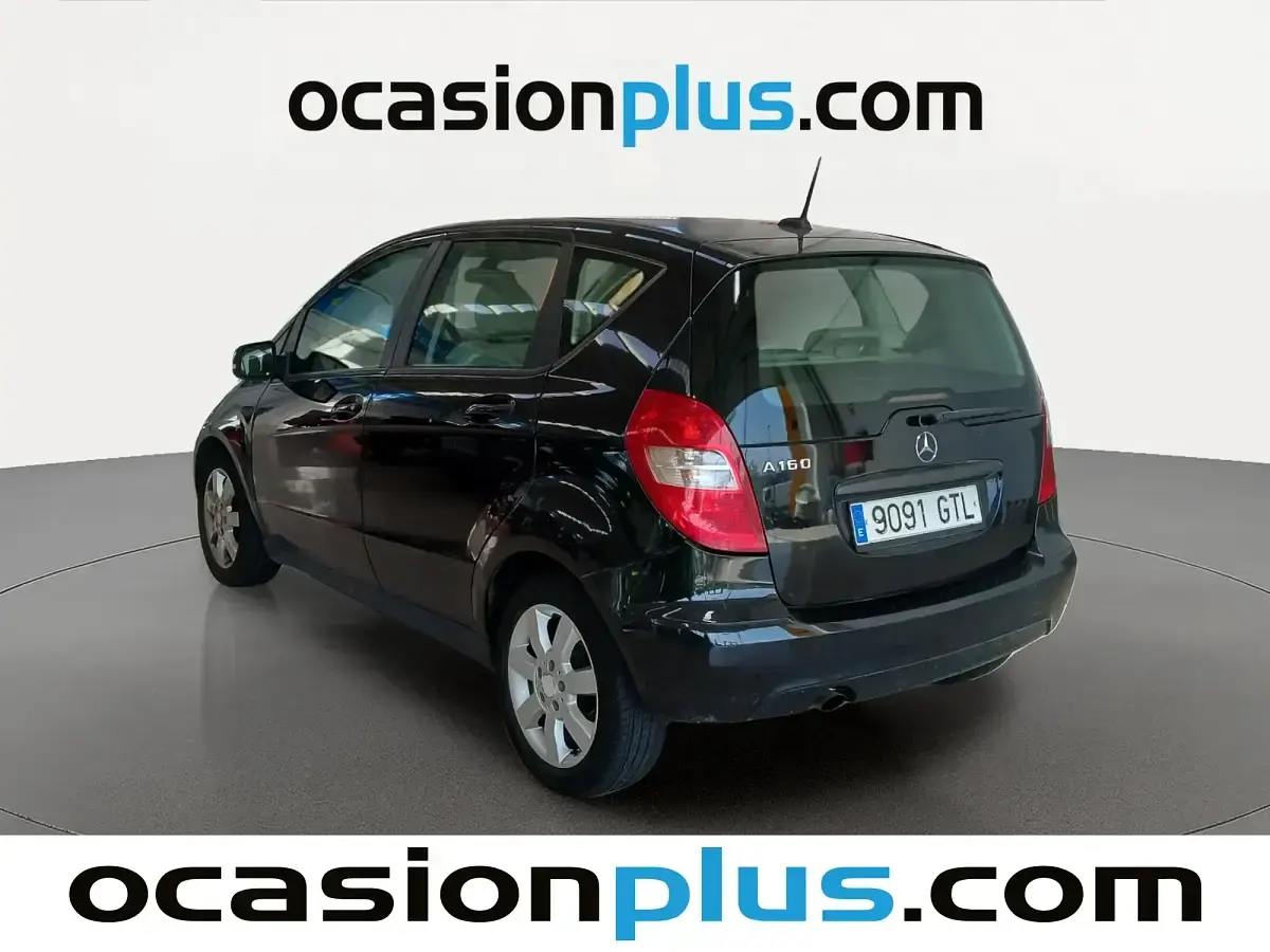 Usado Mercedes A160 Exclusive 95 CV (69 kW) 2010 Negro Utilitario