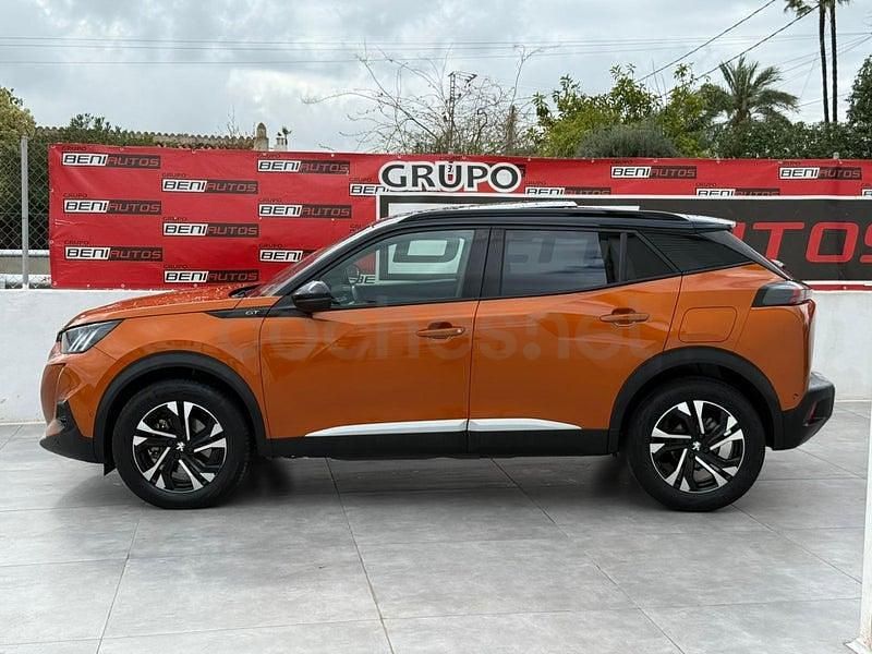 Käytetty Peugeot 2008 GT 131 HP (96 kW) 2022 Oranssi Katumaasturi