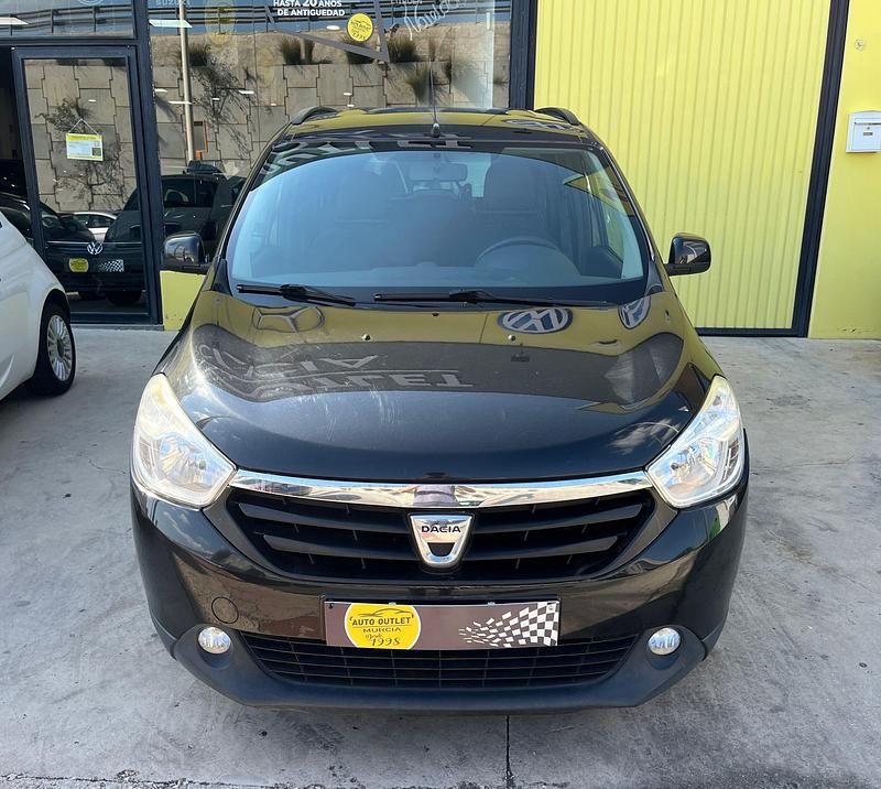 Usado Dacia Lodgy Lauréate 90 CV (66 kW) 2014 Negro Monovolumen