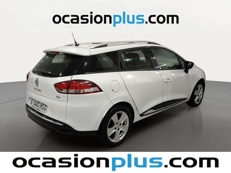 Usado Renault Clio GrandTour Dynamique 90 CV (66 kW) 2013 Blanco Familiar