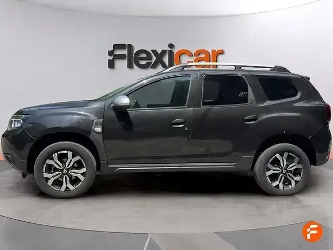 Usado Dacia Duster Comfort 100 CV (73 kW) 2022 Negro SUV