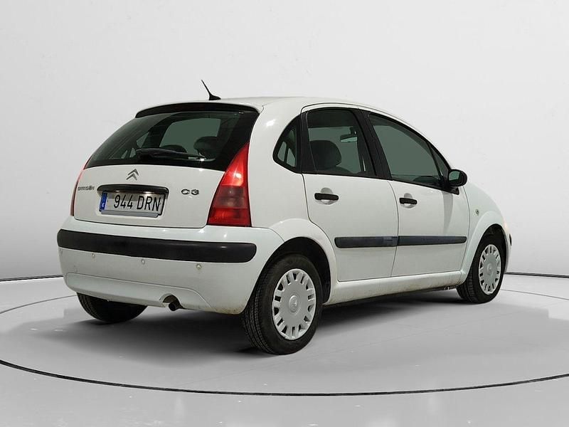 Usado Citroën C3 92 CV (67 kW) 2005 Blanco Utilitario
