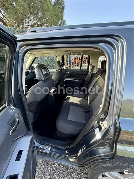 Usado Jeep Patriot Limited 140 CV (102 kW) 2009 Verde SUV