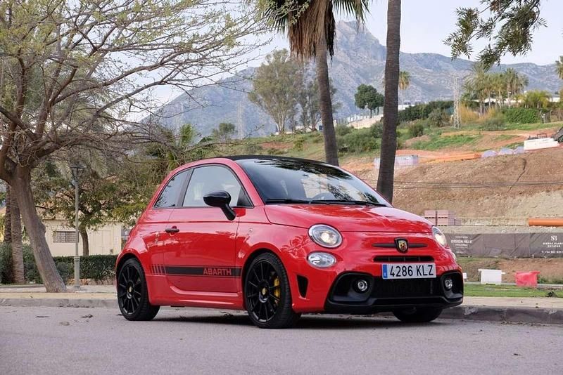 Usado Abarth 595 Competizione 179 CV (131 kW) 2018 Rojo Utilitario
