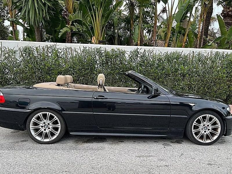 Usado BMW 325 Cabriolet Comfort Edition 192 CV (141 kW) 2006 Negro Descapotable
