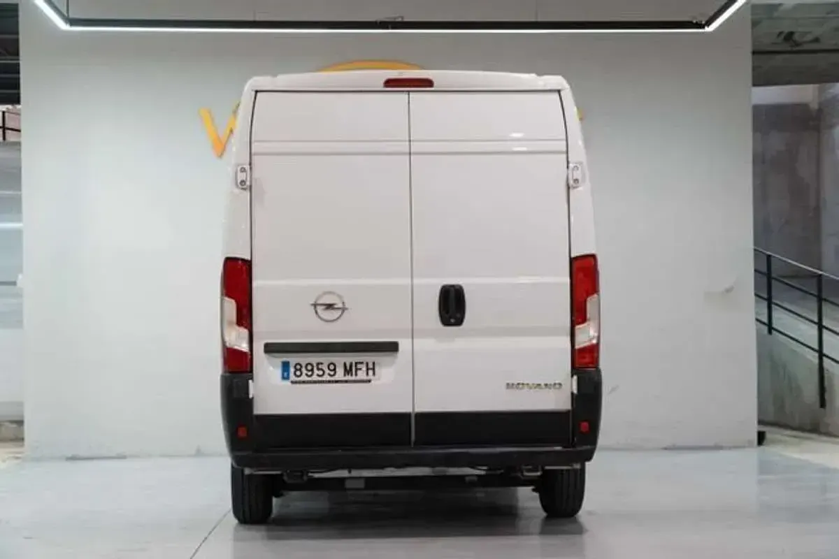 Usado Opel Movano 120 CV (88 kW) 2023 Blanco Van