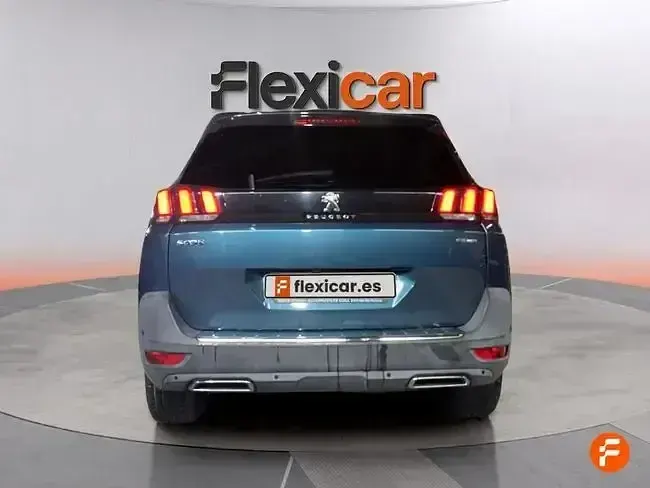 Usado Peugeot 5008 GT-line 130 CV (95 kW) 2020 Azul SUV