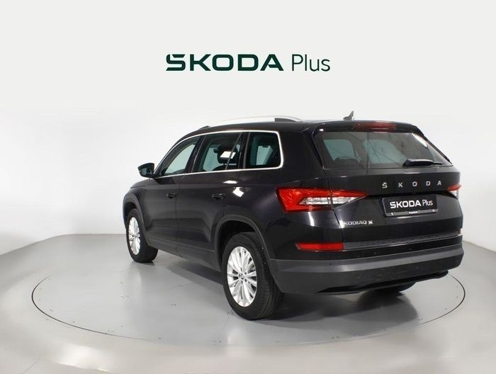 Negro Usado 2021 Skoda Kodiaq Ambition SUV | 29.900 € (Un poco caro) - Imagen 1/4