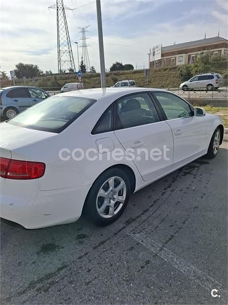 Usado Audi A4 136 CV (100 kW) 2010 Blanco Berlina