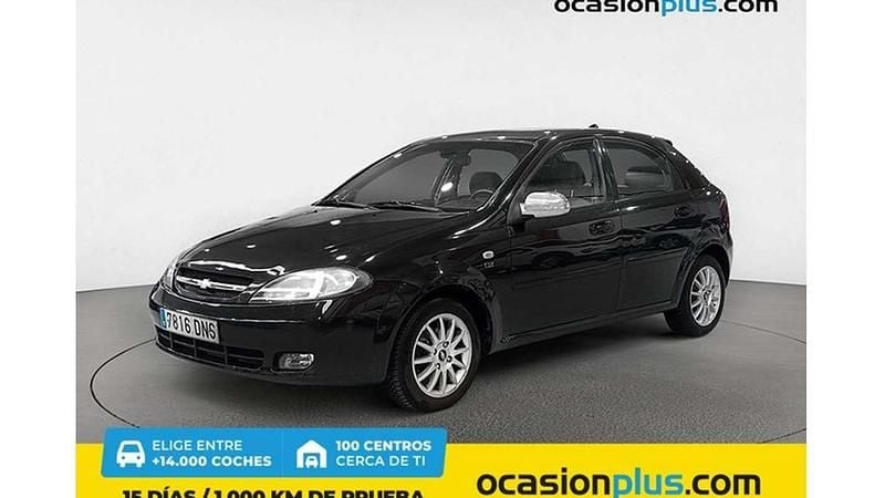 Blanco Usado 2005 Chevrolet Lacetti CDX Utilitario | 3900 € (Un poco caro) - Imagen 1/4