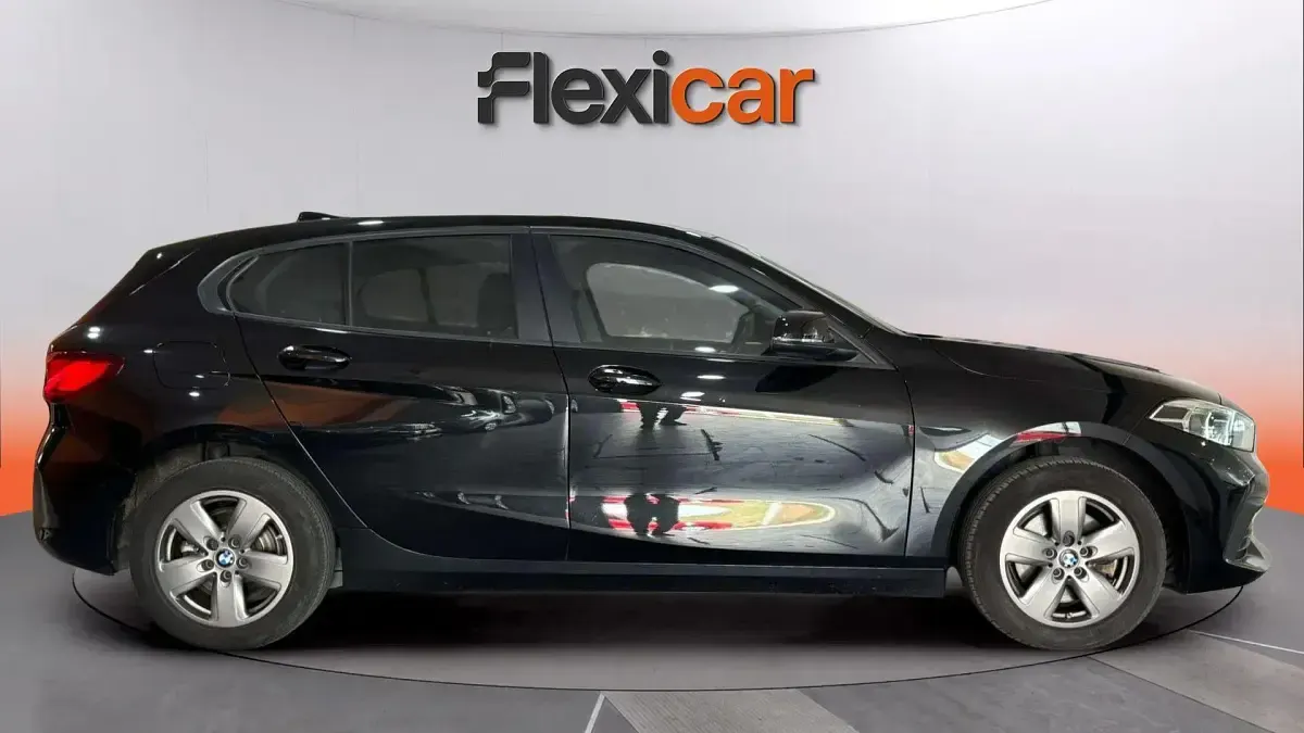 Usado BMW 116 116 CV (85 kW) 2021 Negro Utilitario