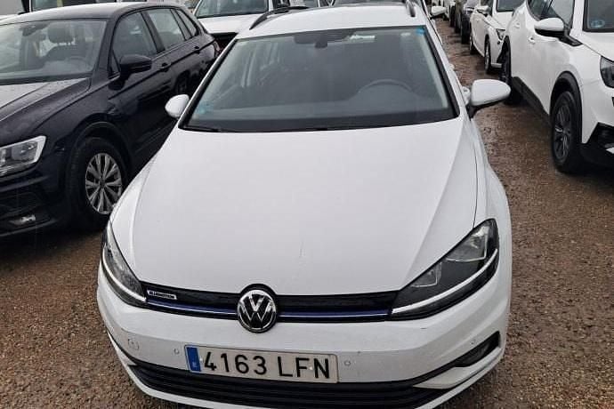 Usado VW Golf VIII Edition 130 CV (95 kW) 2020 Familiar