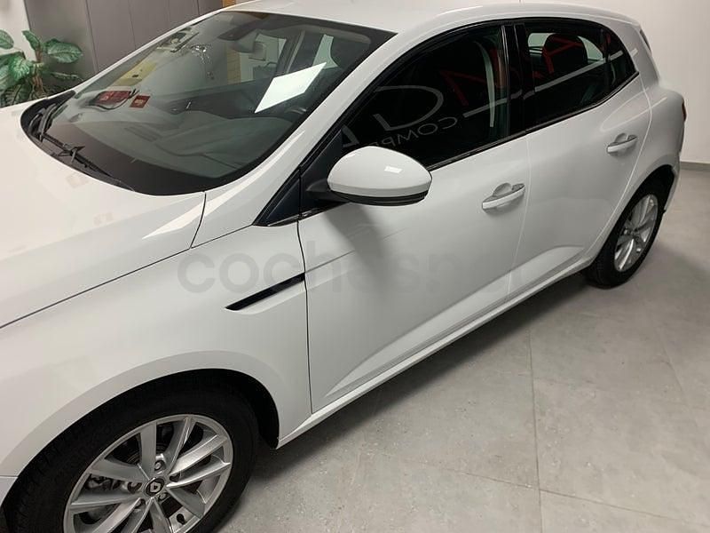 Usado Renault Mégane GrandTour Business 95 CV (69 kW) 2020 Blanco Familiar