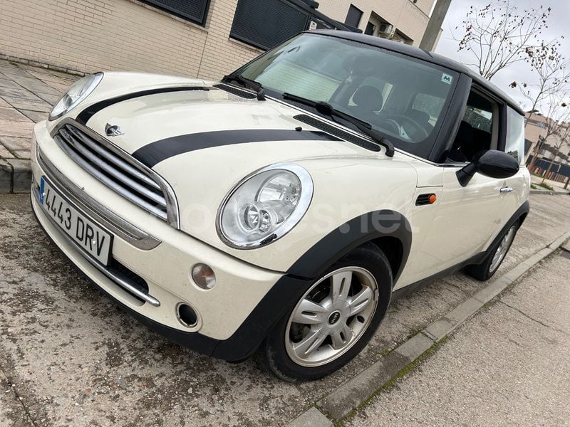 Usado Mini Cooper 116 CV (85 kW) 2005 Blanco Utilitario