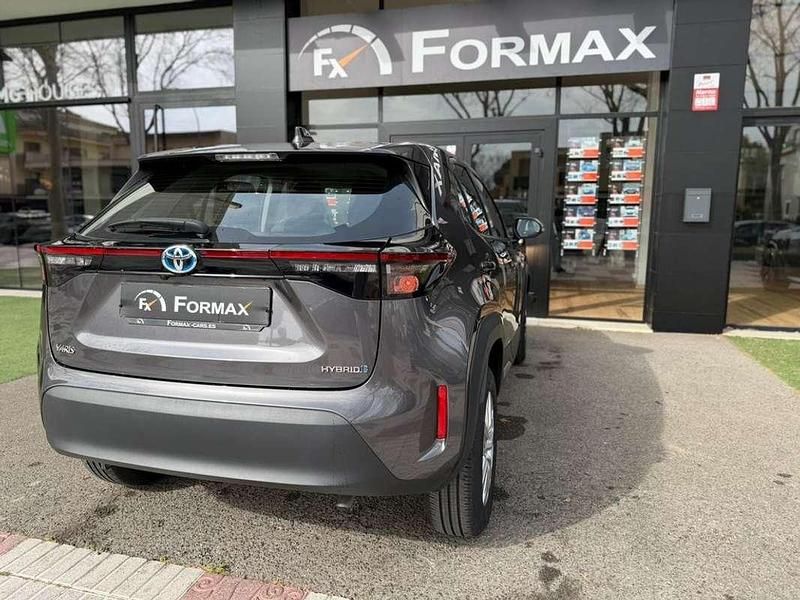 Usado Toyota Yaris Cross 116 CV (85 kW) 2023 Gris SUV