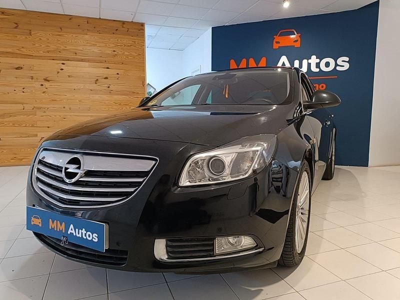 Negro Usado 2013 Opel Insignia Selective Berlina | 5490 € (Buen precio) - Imagen 1/4