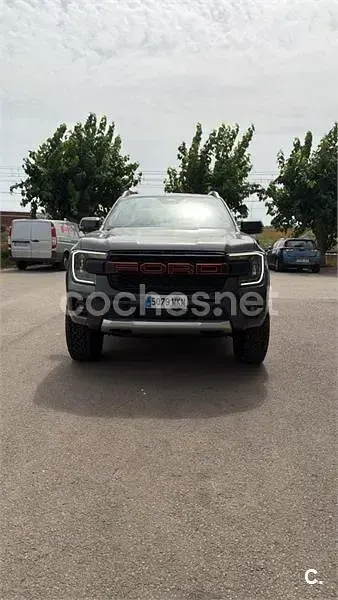 Usado Ford Ranger Wildtrack 205 CV (150 kW) 2023 Gris / plata Pickup/Camioneta