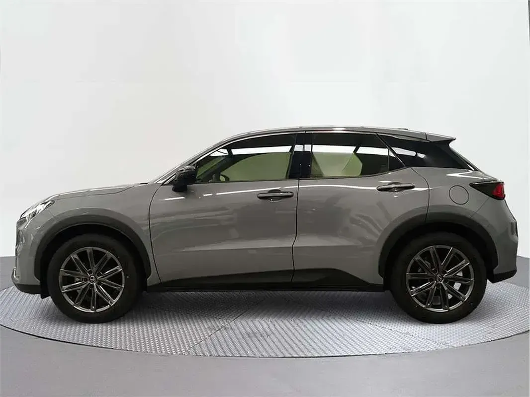 Nuevo Lexus LBX 136 CV (100 kW) 2026 SUV