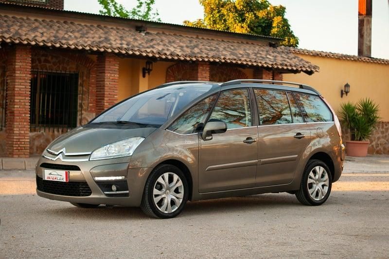 Usado Citroën Grand C4 Picasso 109 CV (80 kW) 2010 Marrón Monovolumen