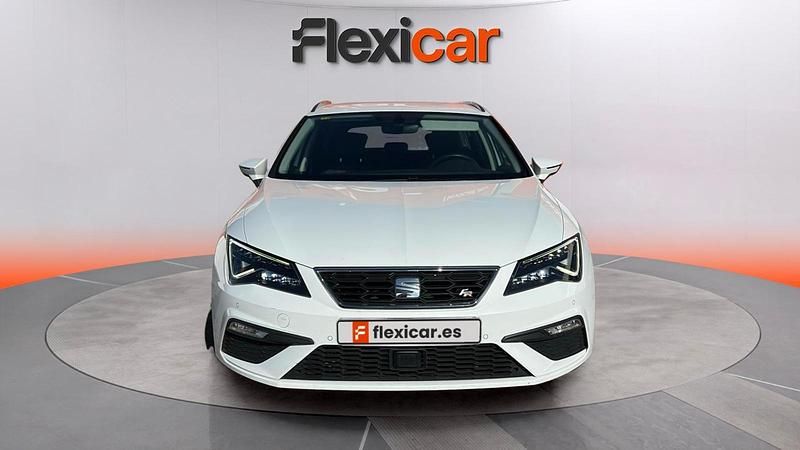 Usado Seat Leon Reference 115 CV (84 kW) 2018 Blanco Berlina