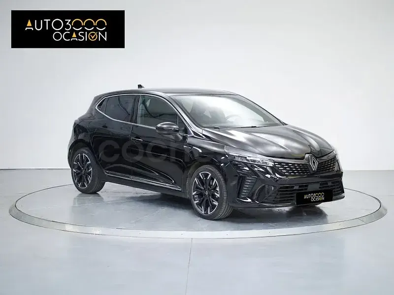 Begagnad Renault Clio V Techno 143 HK (105 kW) 2025 Svart Sedan