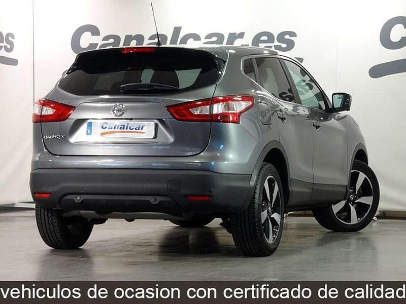 Usado Nissan Qashqai 360º 131 CV (96 kW) 2015 Gris SUV
