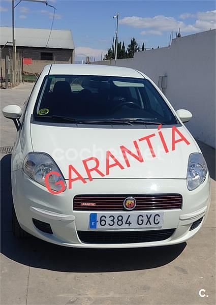 Blanco Usado 2010 Fiat Punto Active Utilitario | 3800 € (Precio justo) - Imagen 1/4