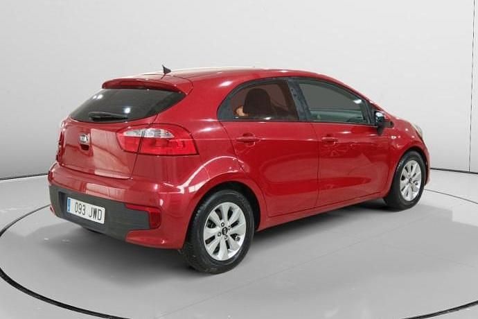 Usado Kia Rio 84 CV (61 kW) 2017