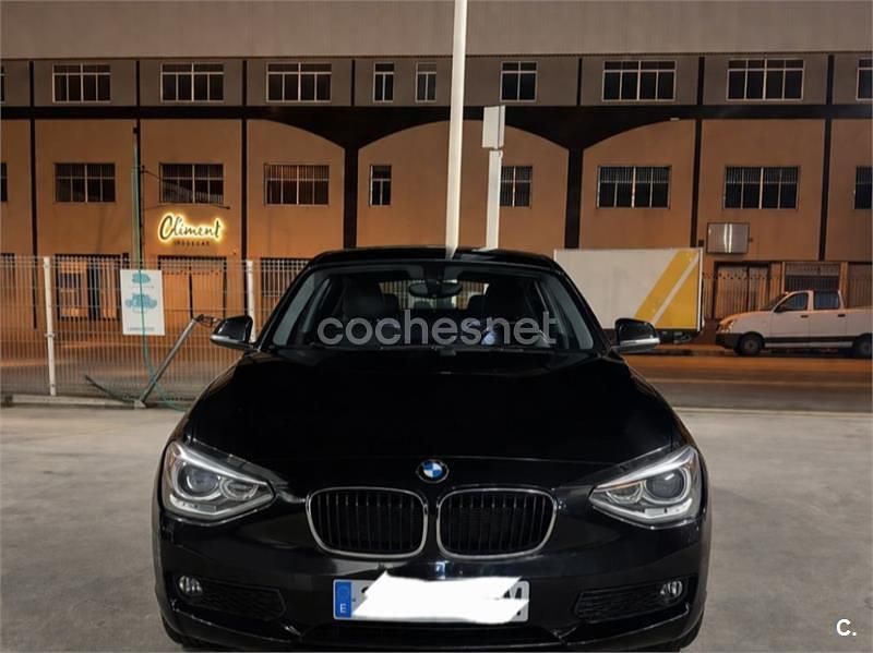 Usado BMW 118 Comfort Edition 143 CV (105 kW) 2015 Negro Utilitario