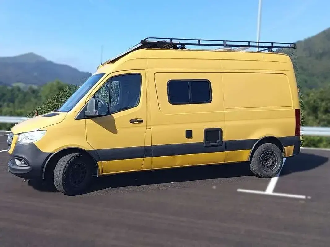 Usado Mercedes Vito 114 CV (83 kW) 2018 Amarillo Van