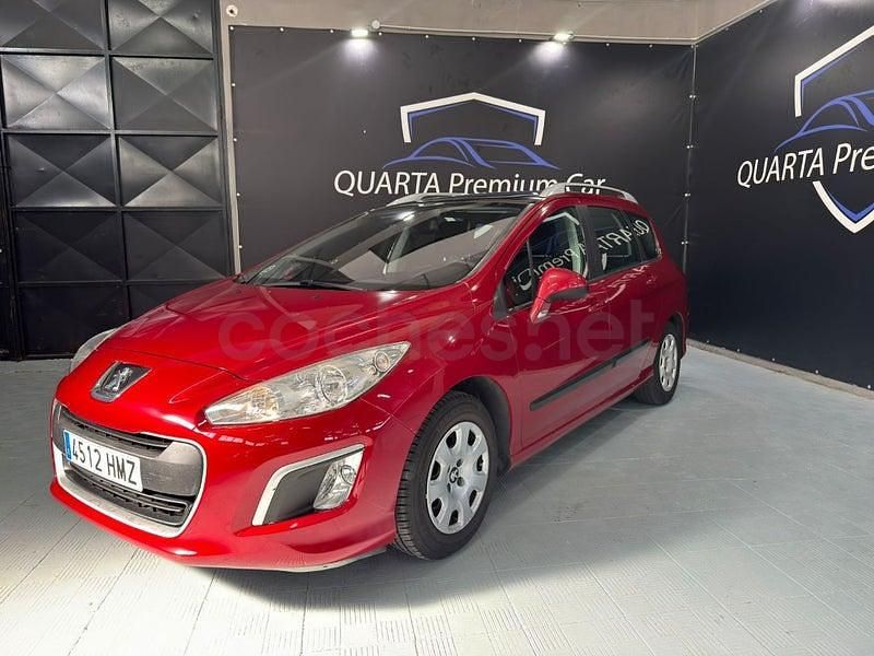 Usado Peugeot 308 SW Access 92 CV (67 kW) 2012 Granate Familiar