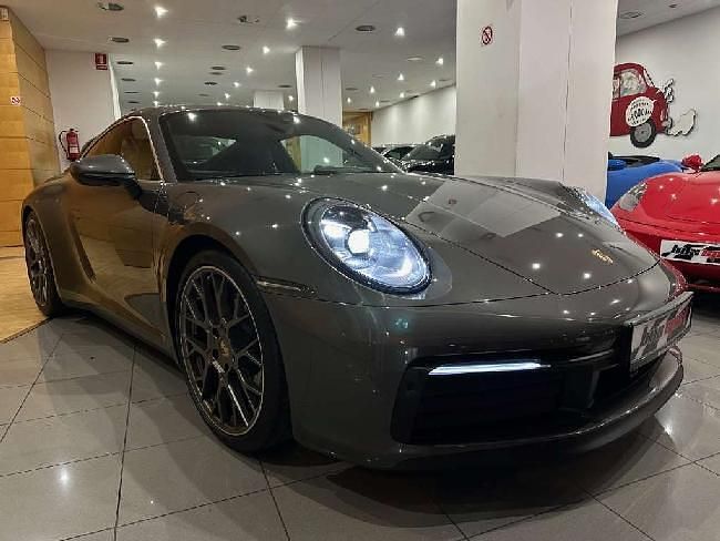 Usado Porsche 911 Carrera 4S 450 CV (330 kW) 2019 Gris metalizado Coupe
