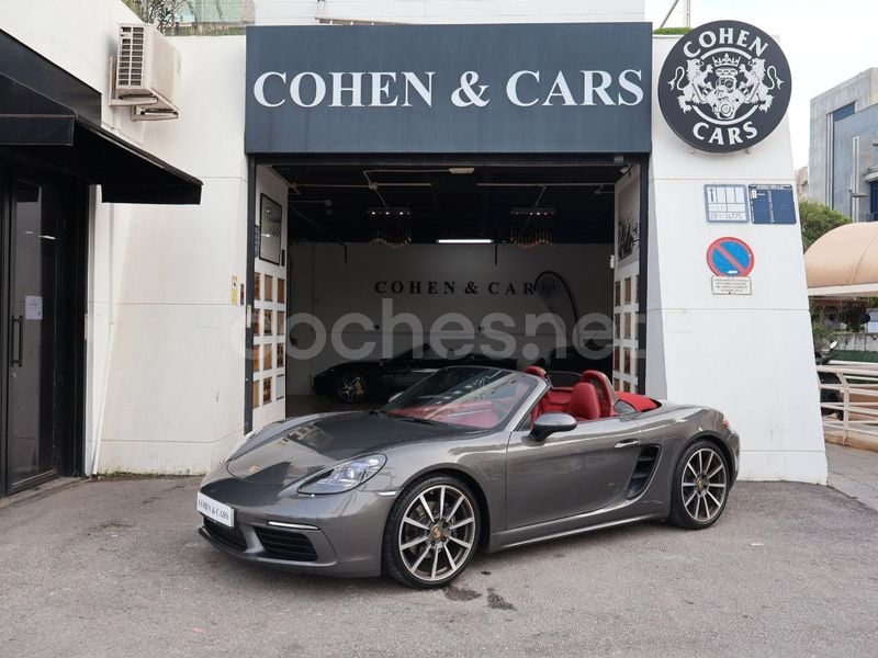 Gris / plata Usado 2017 Porsche 718 Boxster Descapotable | 62.900 € (Un poco caro) - Imagen 1/4