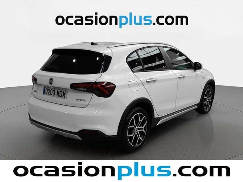 Usado Fiat Tipo Cross 131 CV (96 kW) 2023 Blanco Utilitario
