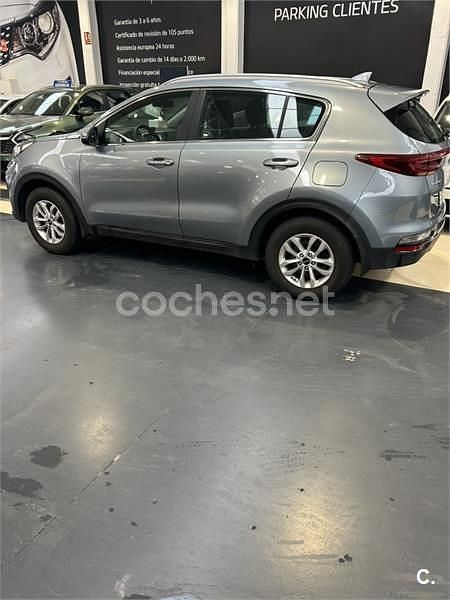 Gris / plata Usado 2019 Kia Sportage SUV | 14.500 € (Buen precio) - Imagen 1/4