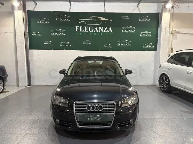 Usado Audi A3 Sportback Ambiente 115 CV (84 kW) 2006 Azul Utilitario