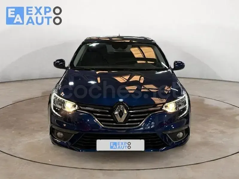 Usado Renault Mégane Zen 140 CV (102 kW) 2019 Azul Berlina