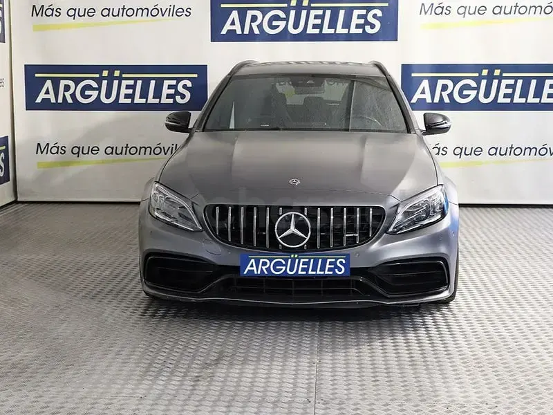 Usado Mercedes C63S AMG 510 CV (375 kW) 2019 Gris / plata Familiar