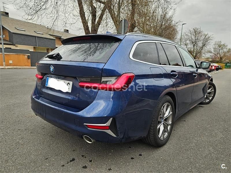 Usado BMW 320e Luxury Line 204 CV (150 kW) 2022 Azul Familiar