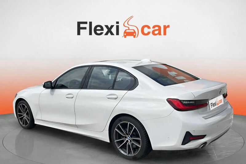 Usado BMW 330 258 CV (189 kW) 2021 Blanco Berlina