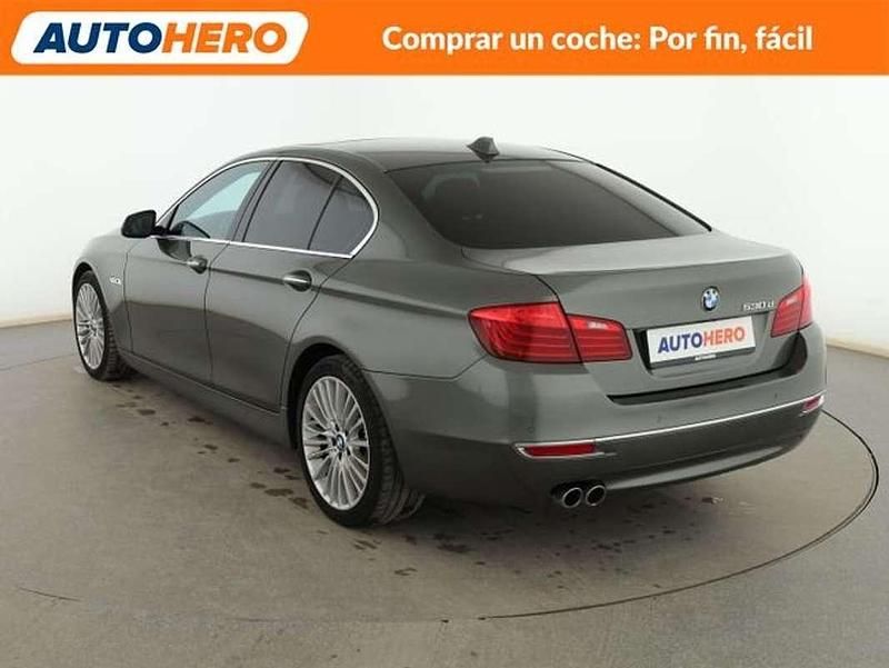 Usado BMW 530 Comfort Edition 258 CV (189 kW) 2014 Gris Berlina