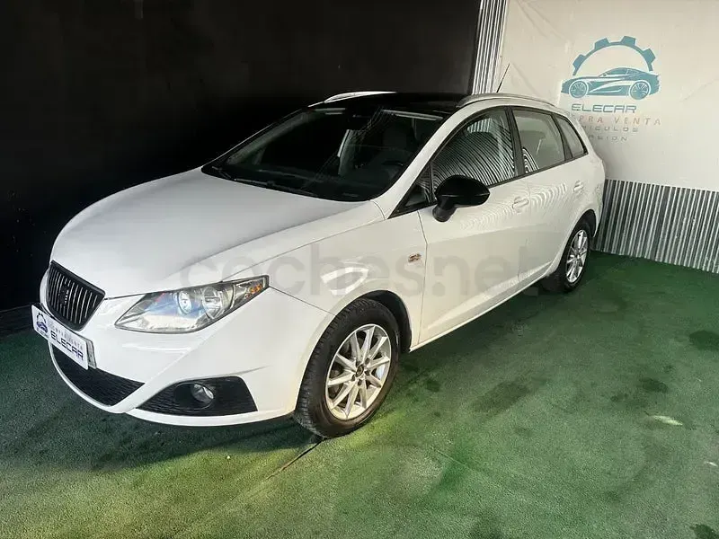 Usado Seat Ibiza Style 90 CV (66 kW) 2010 Blanco Berlina