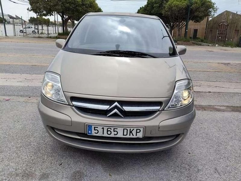 Usado Citroën C8 129 CV (94 kW) 2005 Beige Monovolumen