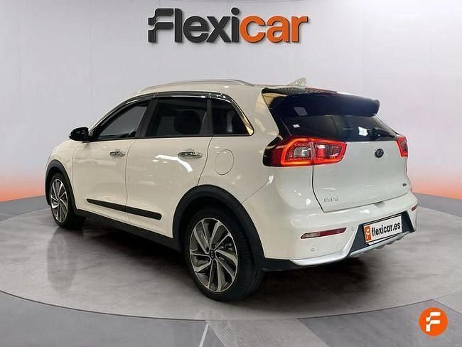 Usado Kia Niro 141 CV (103 kW) 2017 Blanco SUV